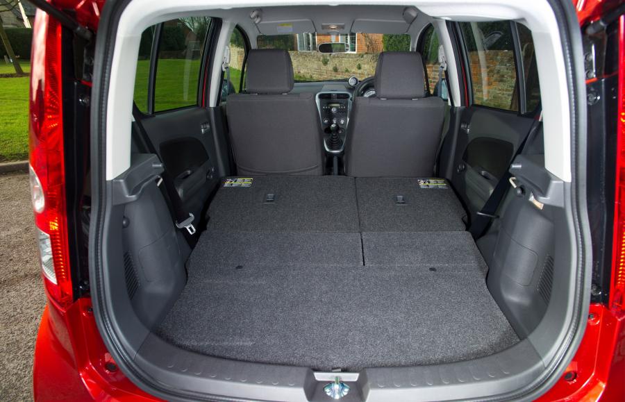  Suzuki Splash SZ4 2011 года  (фото 5 из 16)